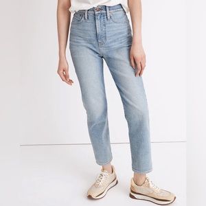 Madewell Petite Mom Jeans High Rise Light Wash